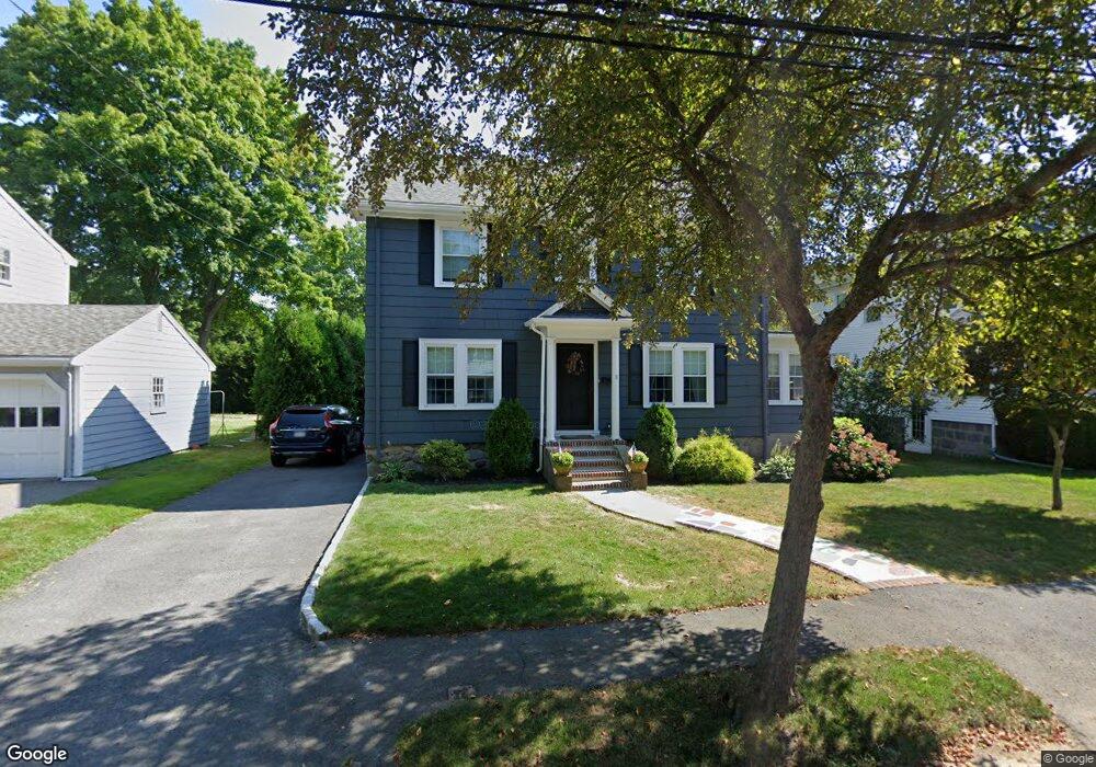 11 Elm St, Milton, MA 02186 - photo 1