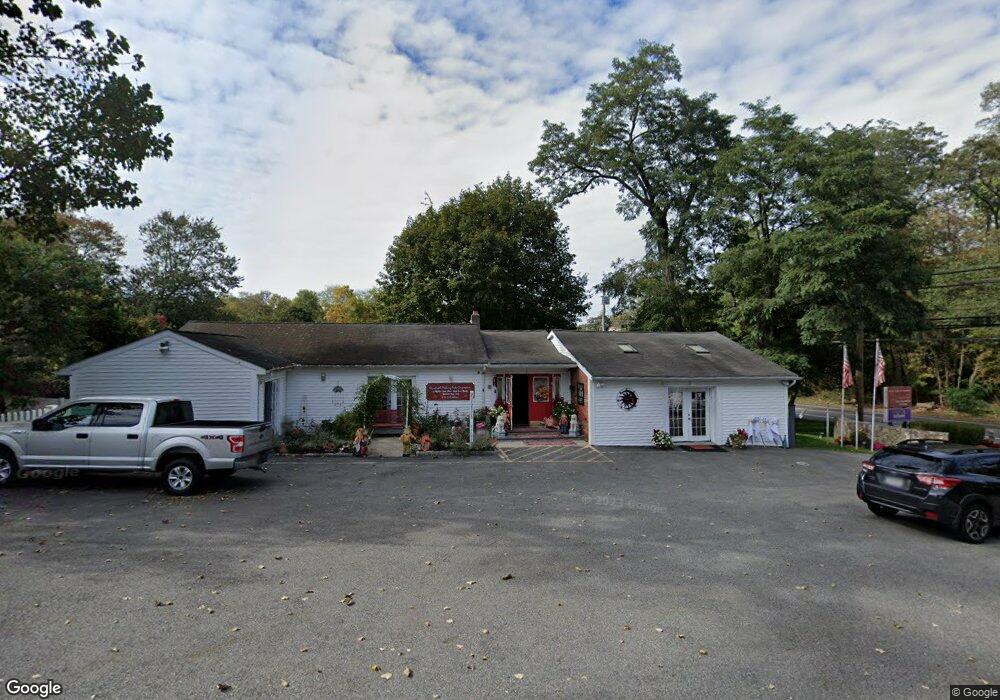 4 Crestview Ave, Cortlandt Manor, NY 10567 - photo 1