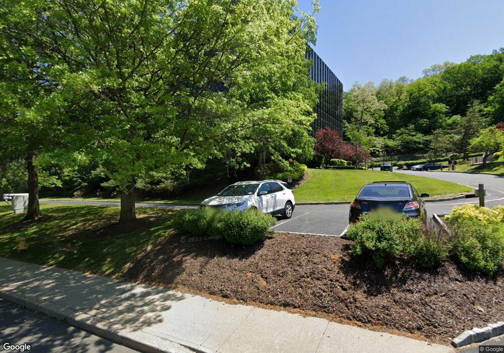 570 Taxter Rd unit 550, Elmsford, NY 10523 - photo 1