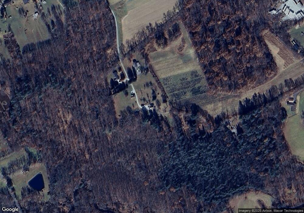 2489 Mahoning Dr W, Lehighton, PA 18235 - photo 1