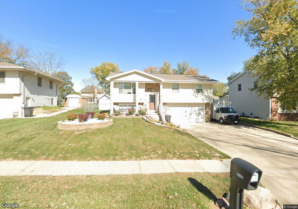 5115 Valdez Dr, Des Moines, IA 50310 - photo 1