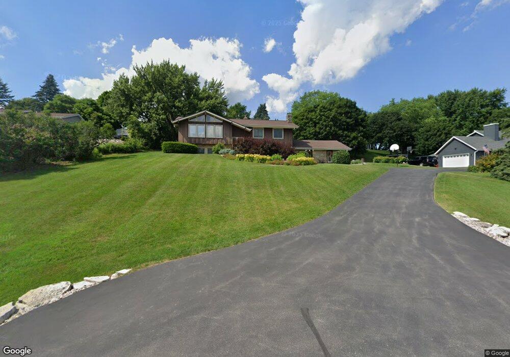 N57W26366 Mountain Meadows Dr, Sussex, WI 53089 - photo 1