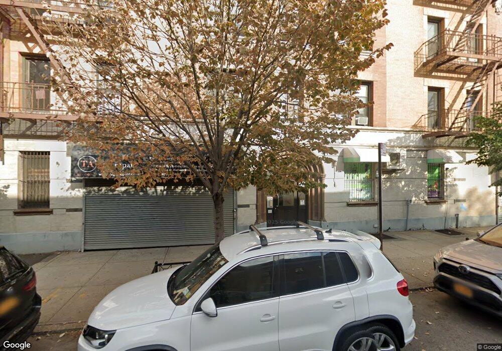 31-06 38th St unit 8, Astoria, NY 11103 - photo 1