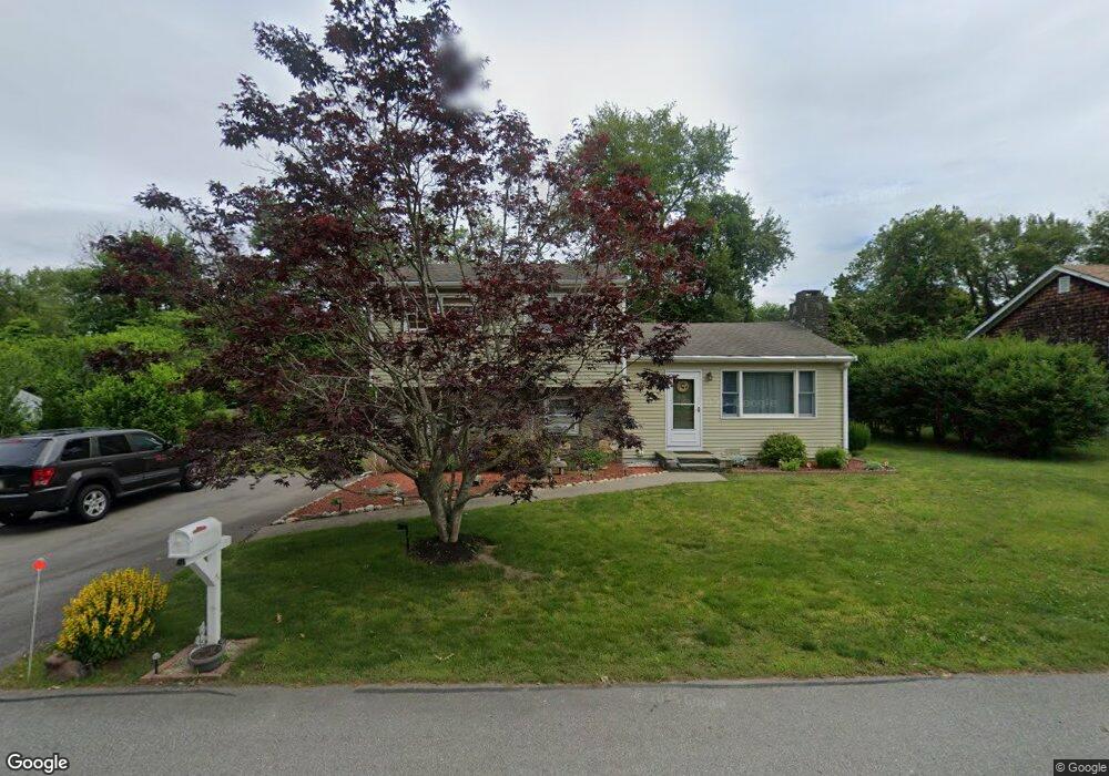 41 Fenton St, North Dartmouth, MA 02747 - photo 1