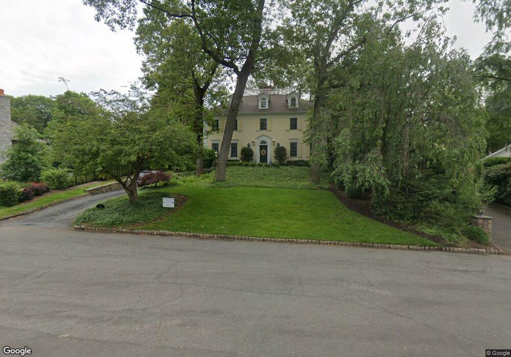 11 Canterbury Ln, Summit, NJ 07901 - photo 1