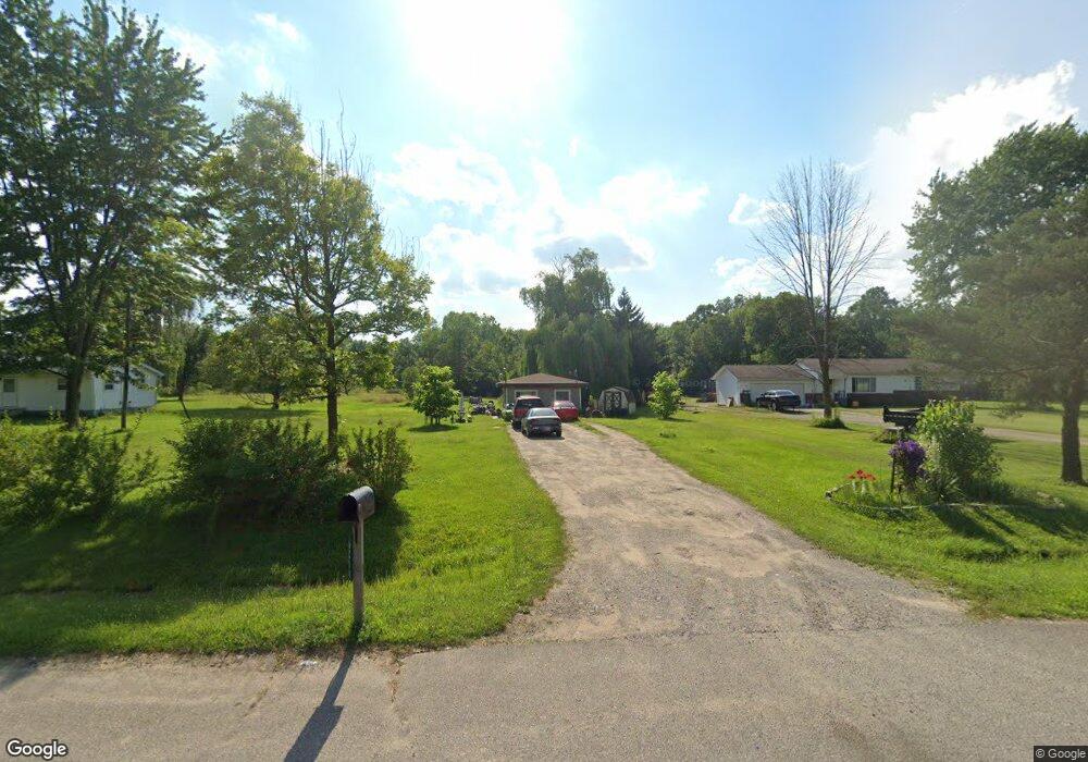 6211 Ballard Dr, Flint, MI 48505 - photo 1