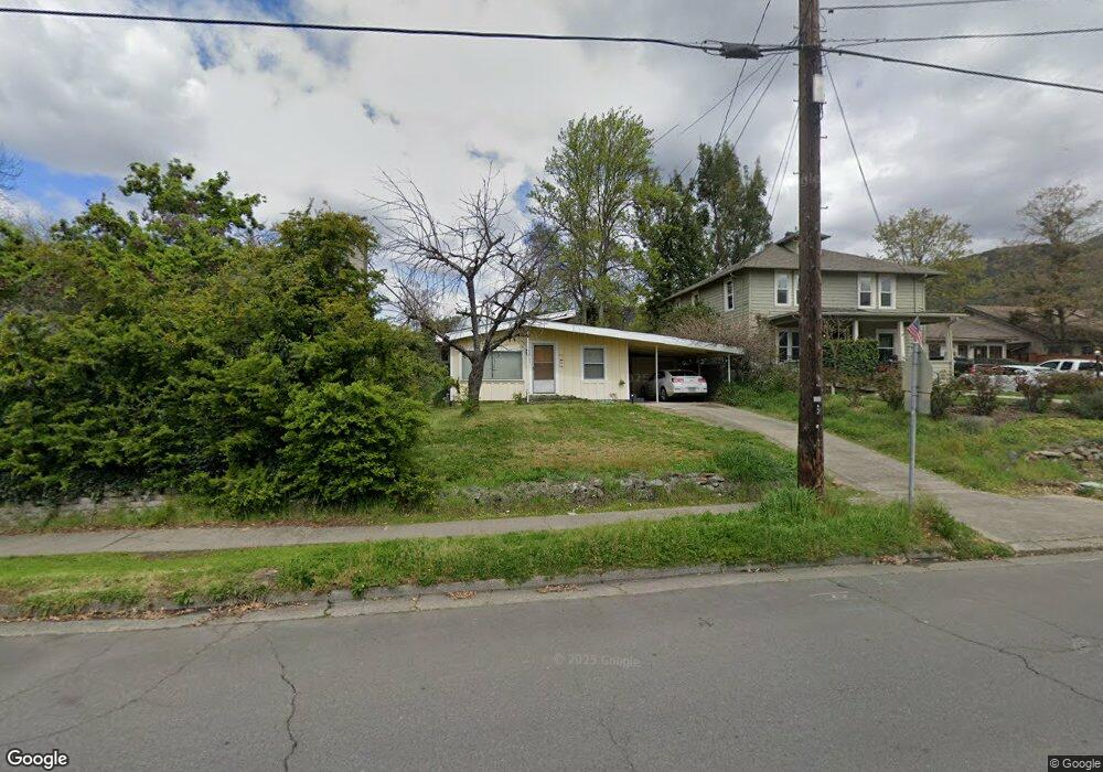 816 NE A St, Grants Pass, OR 97526 - photo 1