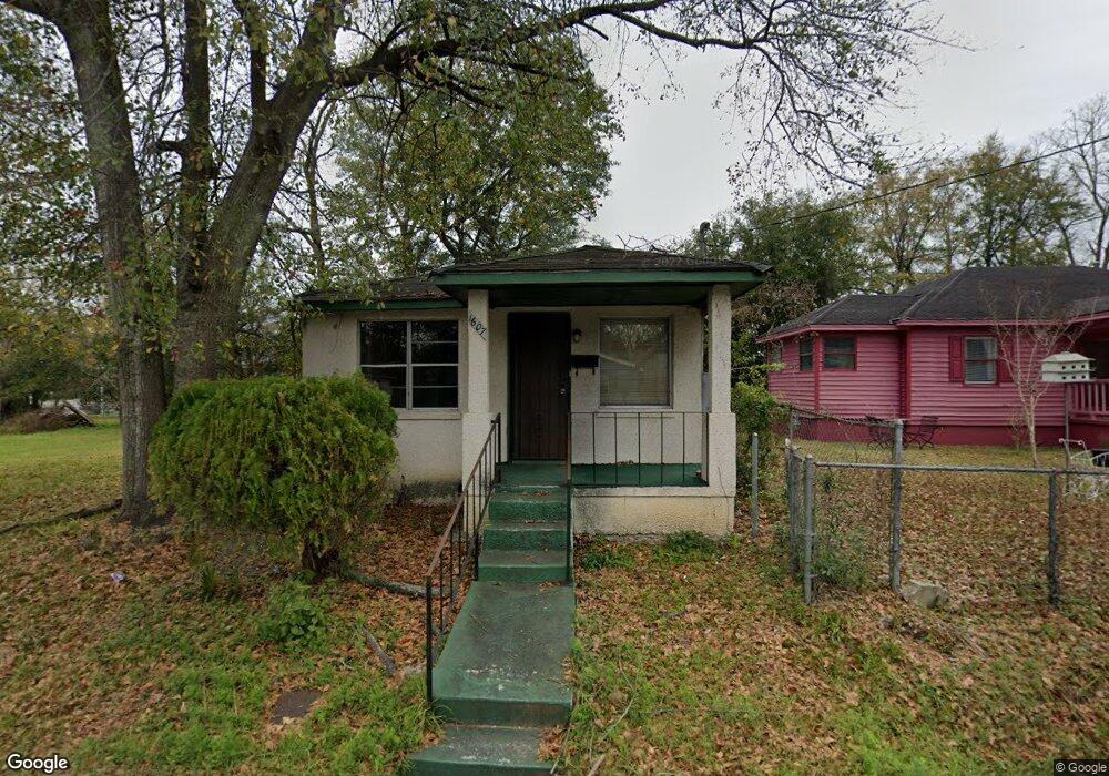 1607 Reynolds St, Savannah, GA 31401 - photo 1