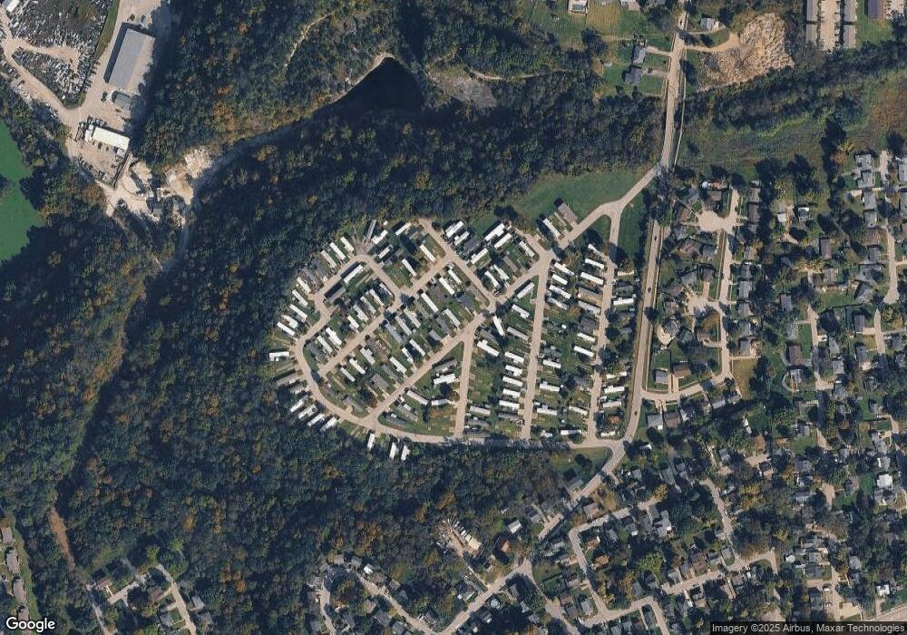 120 Commodore Dr, Frankfort, KY 40601 - photo 1