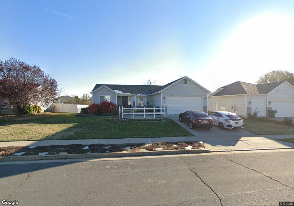 256 E 1450 N, Layton, UT 84041 - photo 1