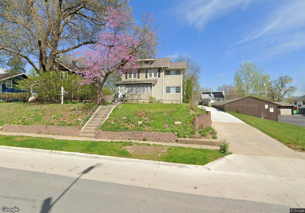 659 35th St, Des Moines, IA 50312 - photo 1