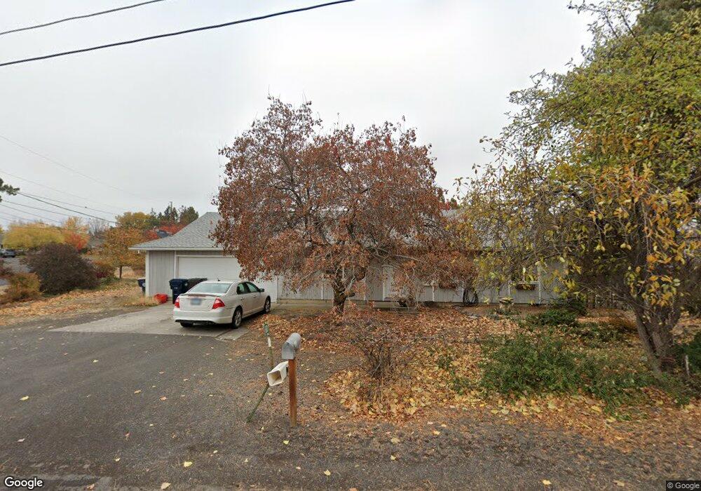 600 SW 29th St, Redmond, OR 97756 - photo 1