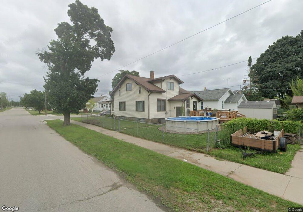 1717 16th Ave, Menominee, MI 49858 - photo 1