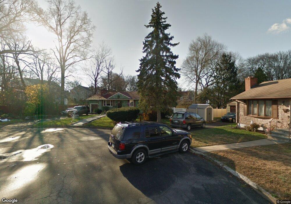 60 Ronald Cir, Bridgeport, CT 06610 - photo 1