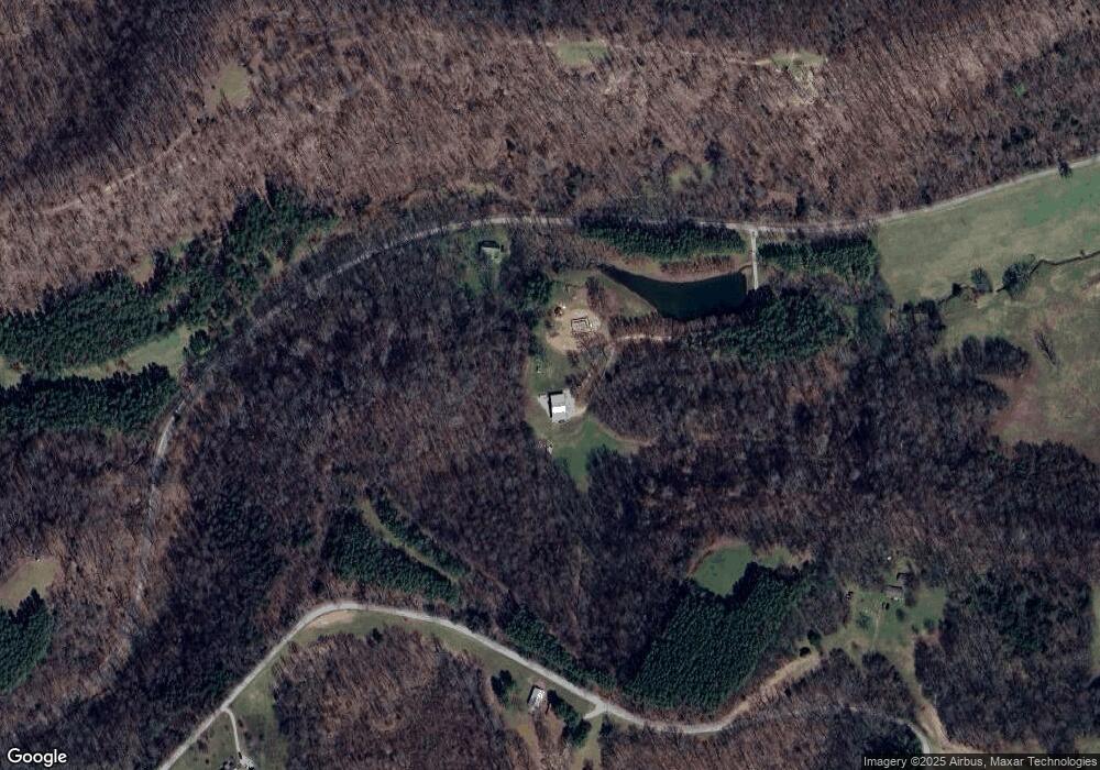 1415 Petty Branch Rd, Prospect, TN 38477 - photo 1