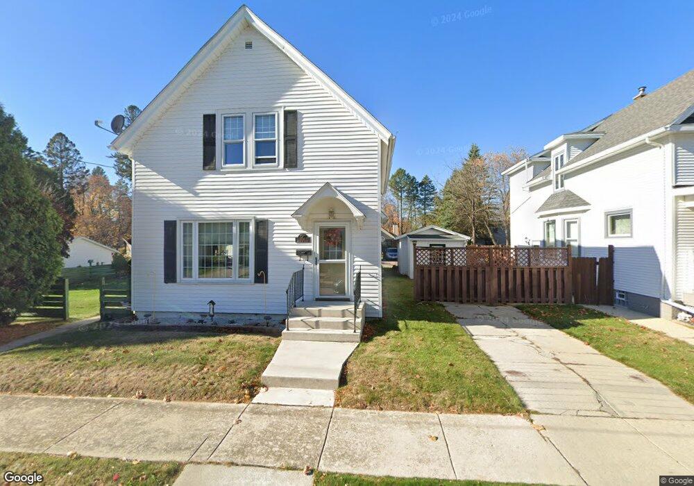 838 N 19th St, Manitowoc, WI 54220 - photo 1