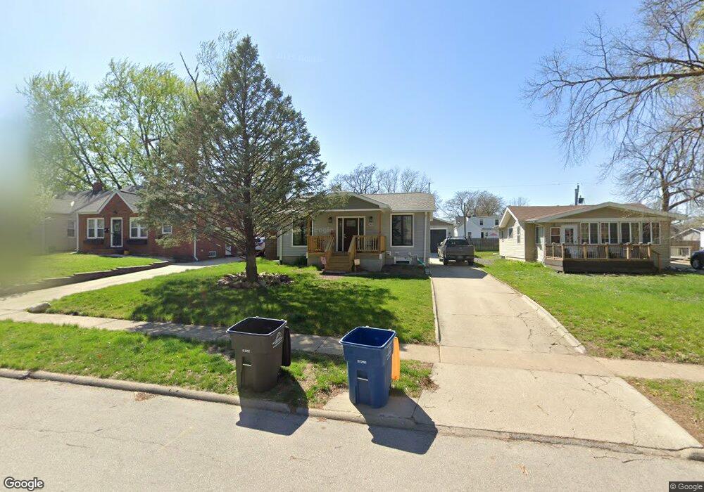 2410 35th St, Des Moines, IA 50310 - photo 1
