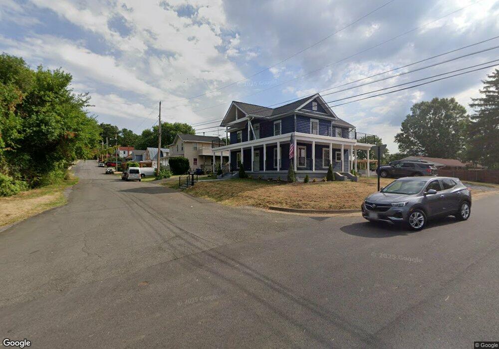 1311 Warren Ave, Front Royal, VA 22630 - photo 1