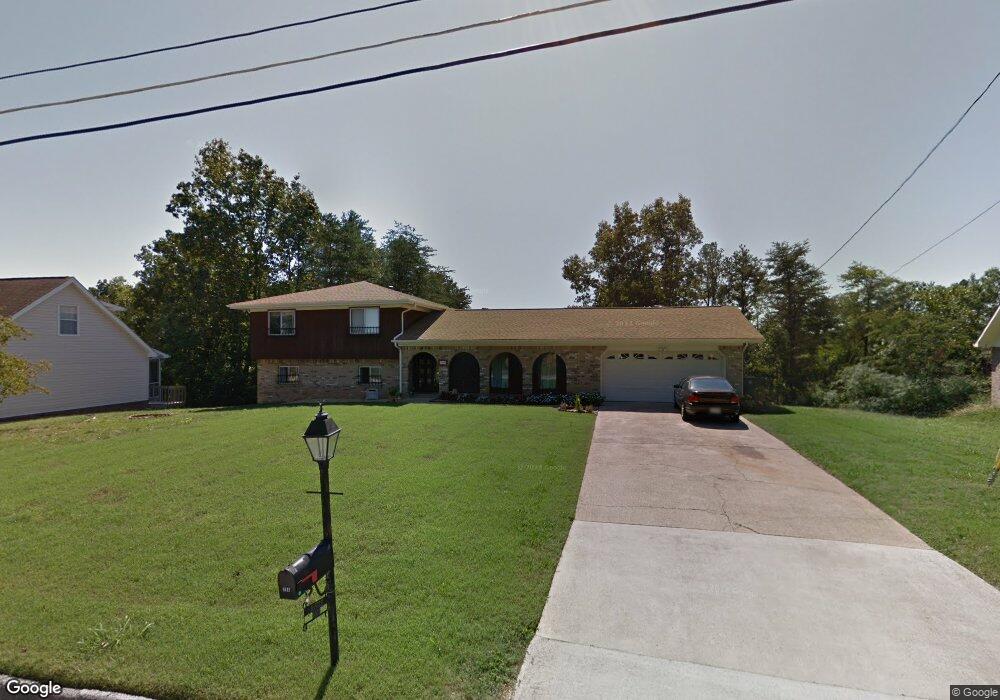 4533 Sherry Ln, Hixson, TN 37343 - photo 1