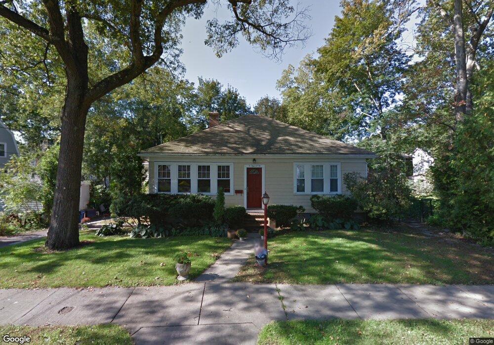 12 Edgewood Rd, West Newton, MA 02465 - photo 1