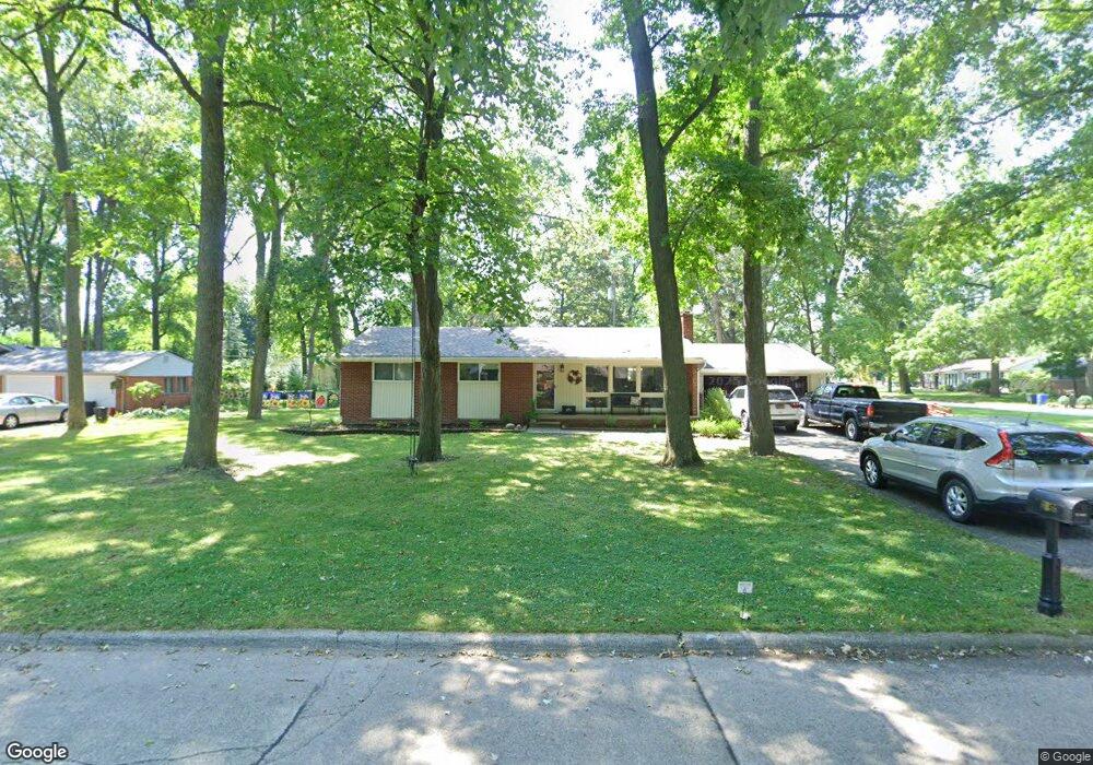 8055 Coventry Ave, Grosse Ile, MI 48138 - photo 1