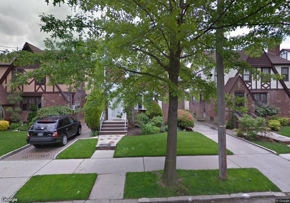 2919 168th St, Flushing, NY 11358 - photo 1