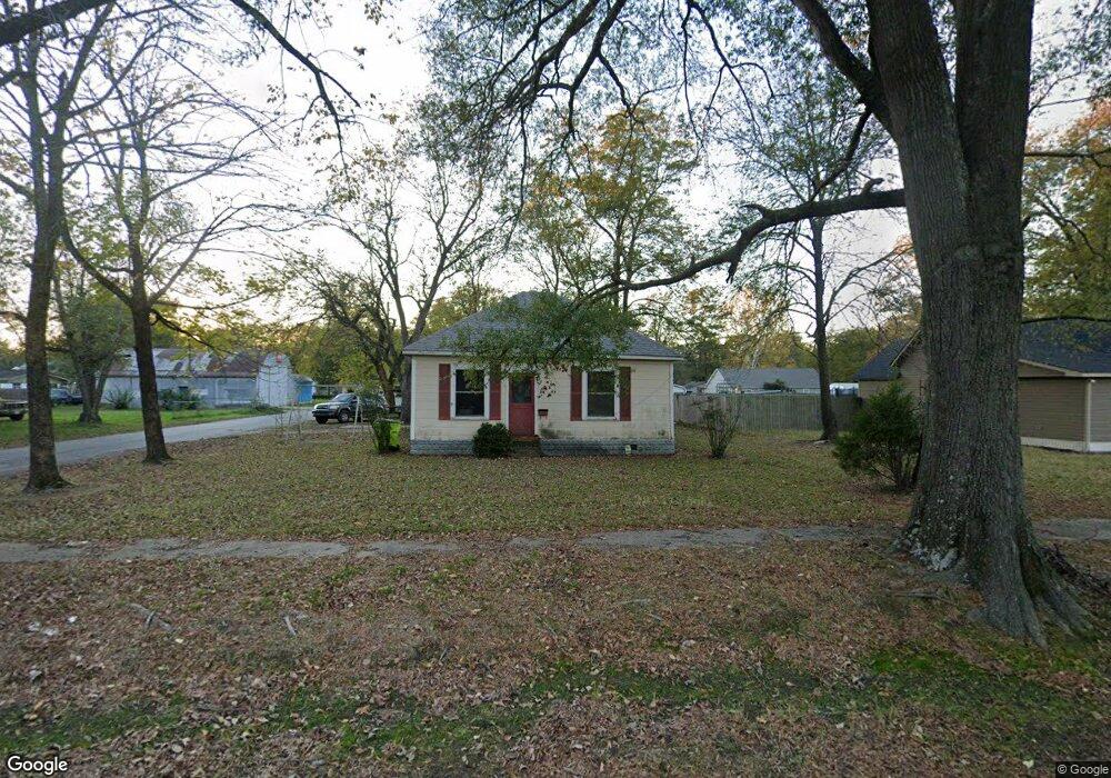 1312 S Maple St, Stuttgart, AR 72160 - photo 1