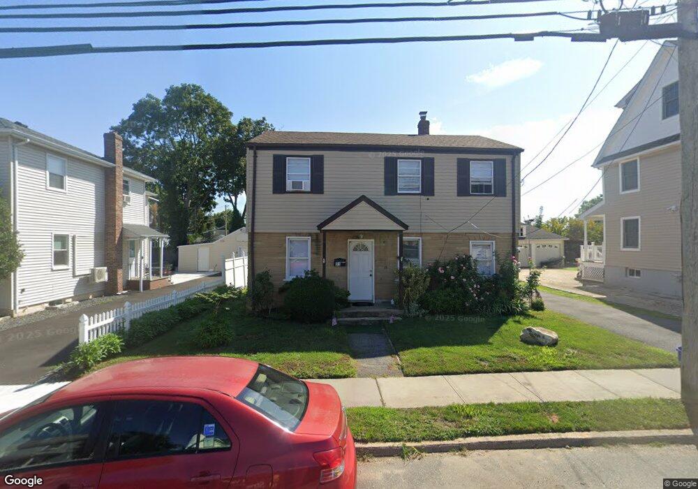 33 East Ave, Glen Cove, NY 11542 - photo 1