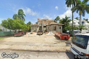 493 8th Ave S, Naples, FL 34102