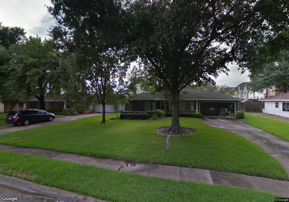 1610 E Rose Terrace Ln, Houston, TX 77055 - photo 1