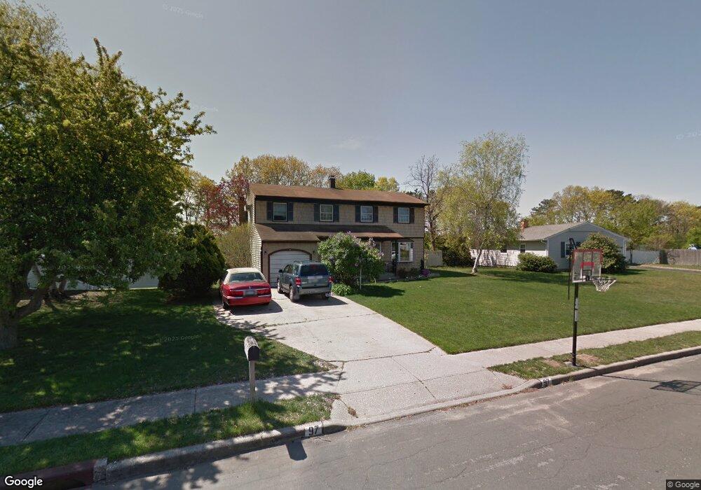 97 Rudder Dr, Holtsville, NY 11742 - photo 1