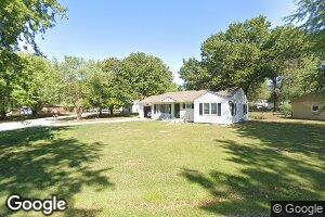 201 Fireside Dr, Arma, KS 66712
