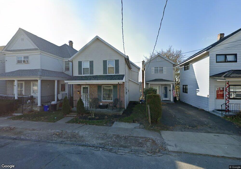 1303 Hampton St, Scranton, PA 18504 - photo 1