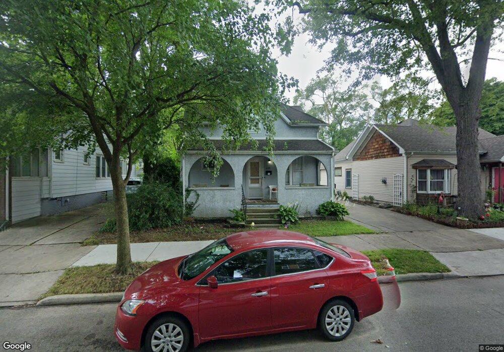 953 Beaconsfield Ave, Grosse Pointe Park, MI 48230 - photo 1