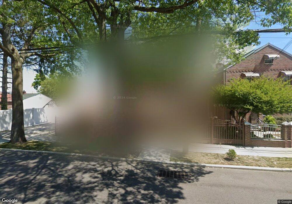 8319 168th St, Jamaica, NY 11432 - photo 1