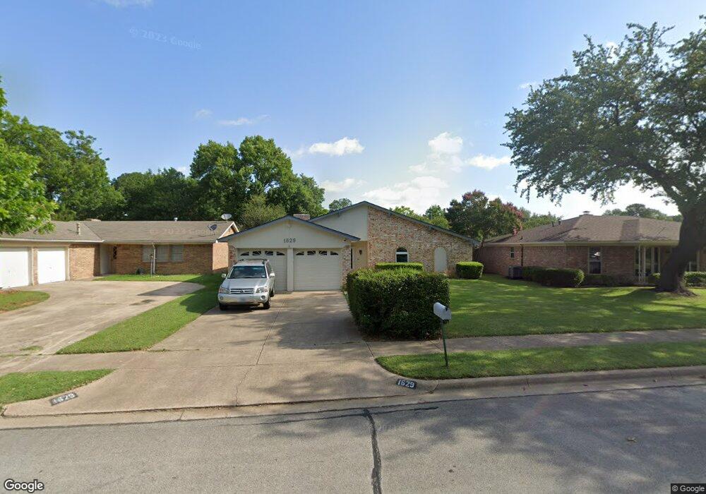 1629 Knoxville Dr, Bedford, TX 76022 - photo 1