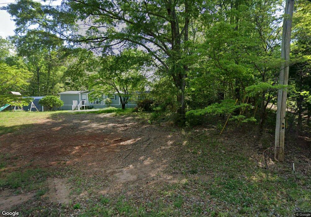 919 Laurel Ln, Winder, GA 30680 - photo 1