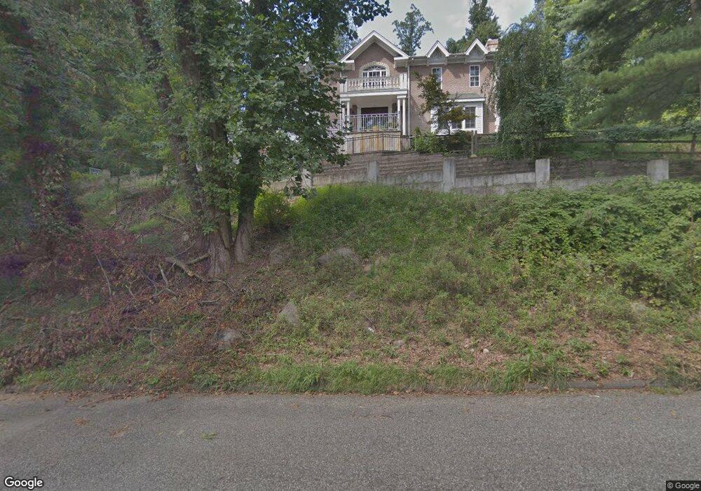 69 Fawnhill Rd, Upper Saddle River, NJ 07458 - photo 1