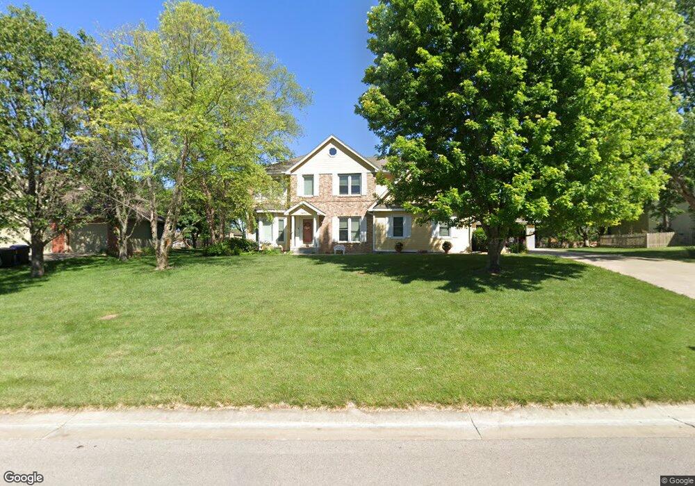 3830 SW Friar Rd, Topeka, KS 66610 - photo 1