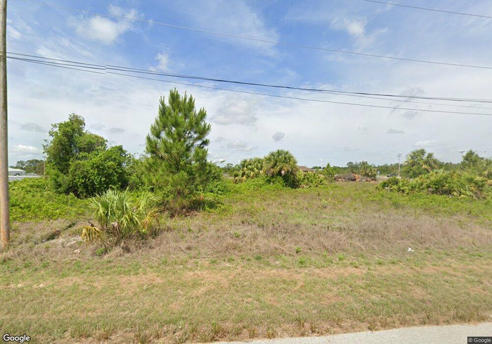 914 Marilyn Ave S, Lehigh Acres, FL 33974 - photo 1