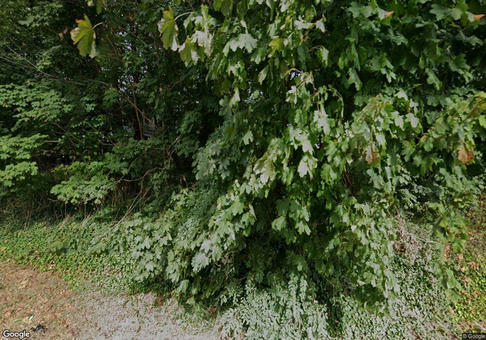 23954 Oak Park Dr unit 10C, Douglaston, NY 11362 - photo 1