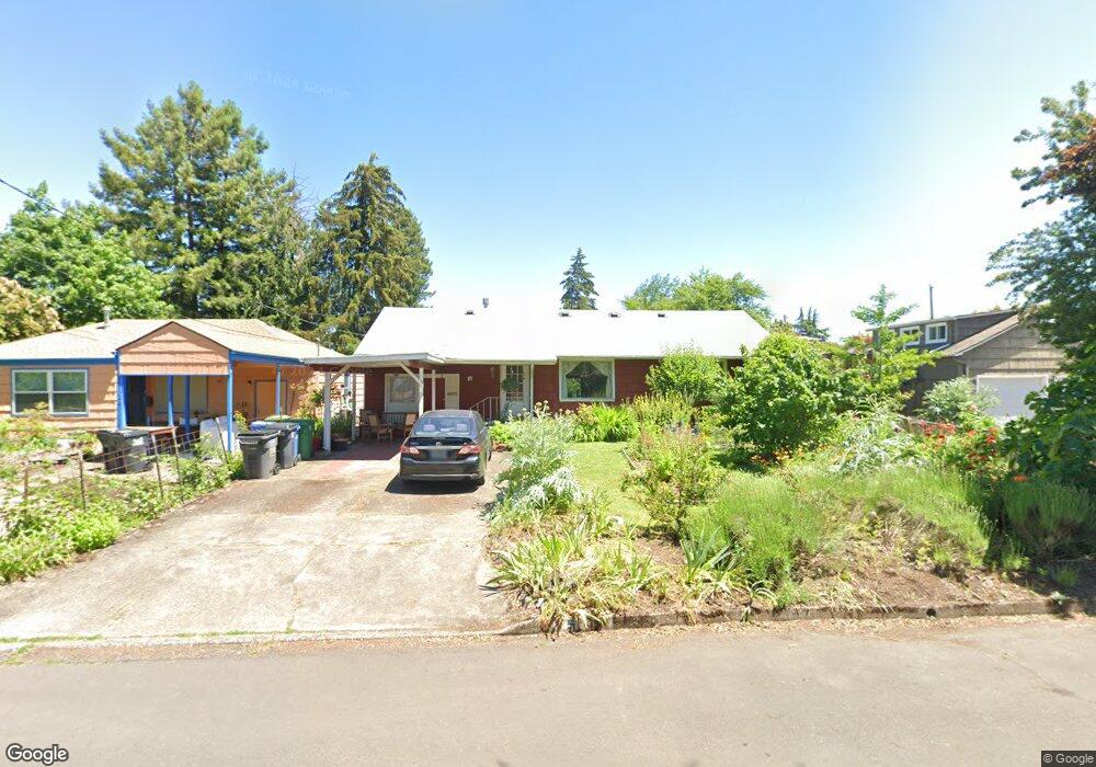 15 N Cedar St, Eugene, OR 97402 - photo 1