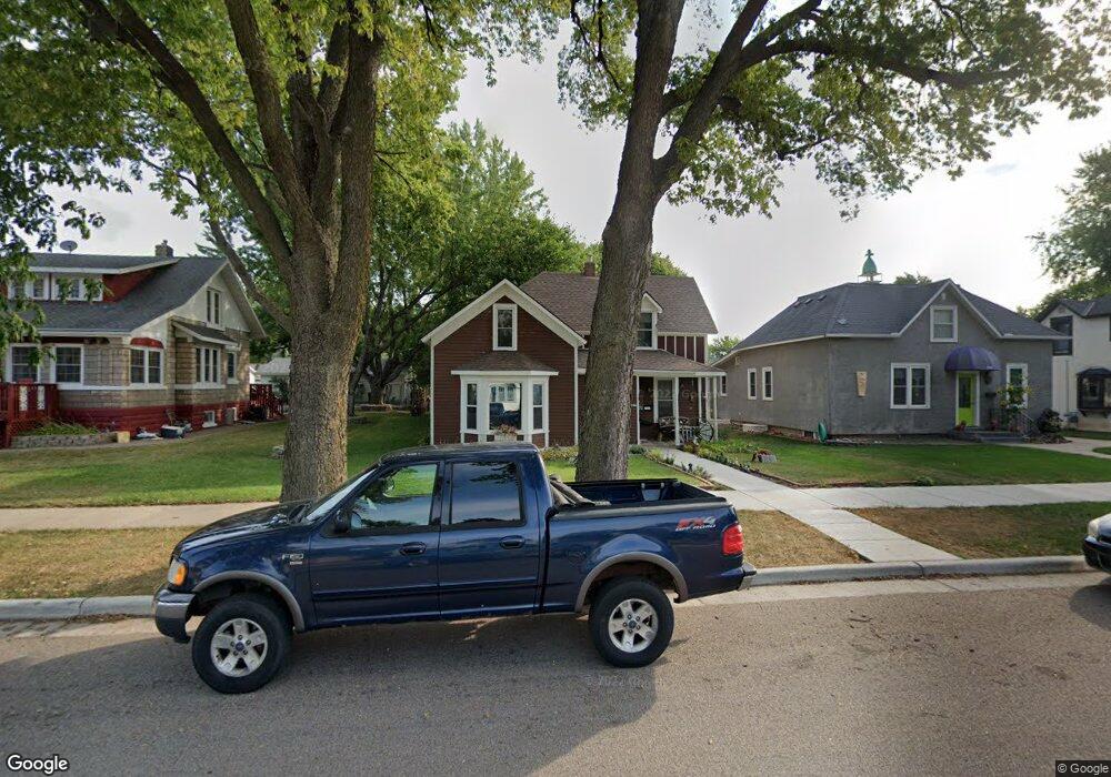 714 N Jefferson St, New Ulm, MN 56073 - photo 1