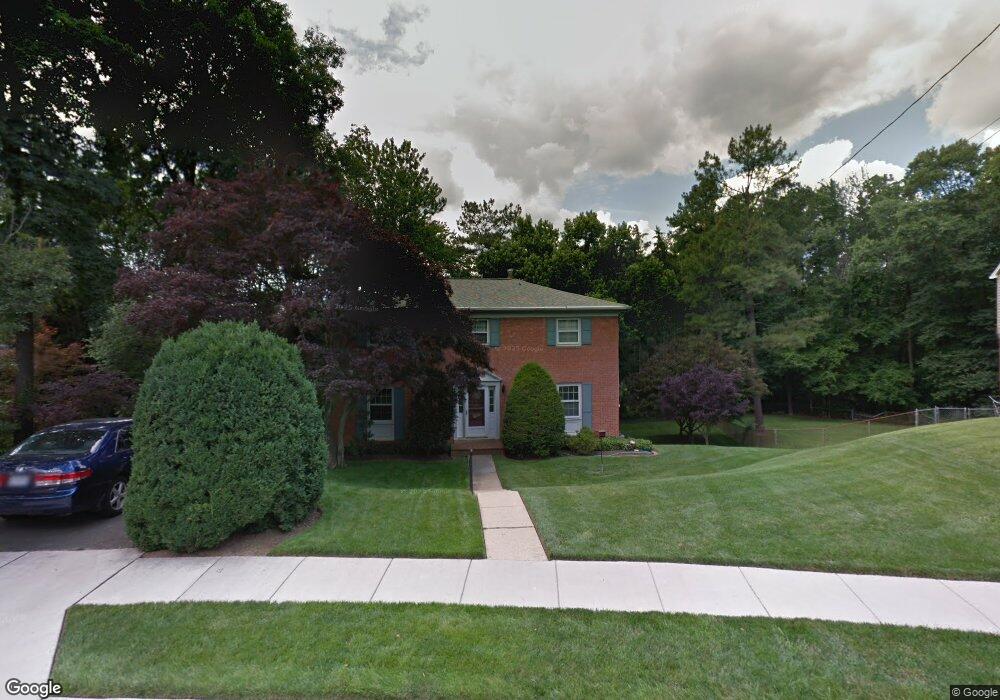 1946 Foxhall Rd, McLean, VA 22101 - photo 1