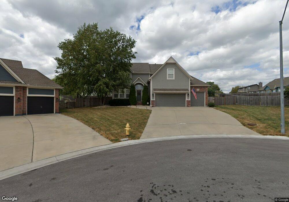 4216 SW Flintrock Cir, Lees Summit, MO 64082 - photo 1