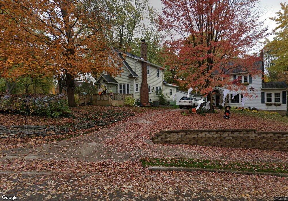 630 S Dexter Dr, Lansing, MI 48910 - photo 1