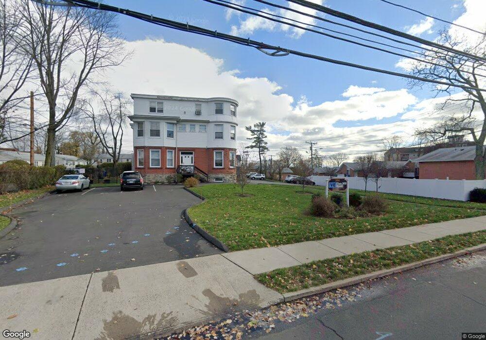 208 Flax Hill Rd unit 39, Norwalk, CT 06854 - photo 1