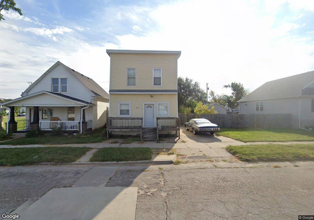 1315 K St SW, Cedar Rapids, IA 52404 - photo 1