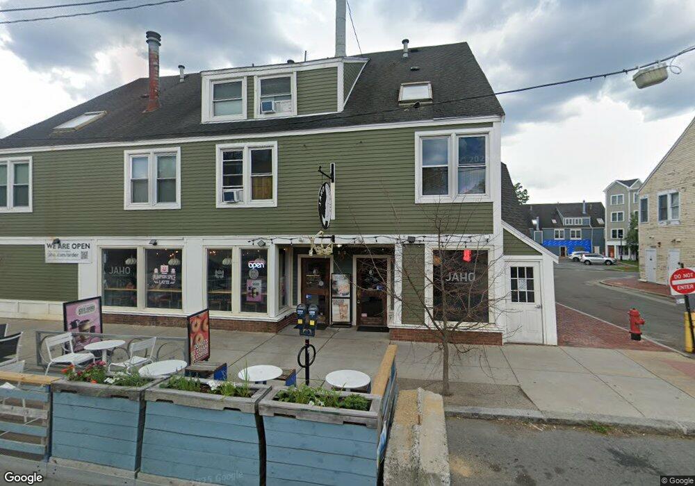 195 Derby St unit 4, Salem, MA 01970 - photo 1