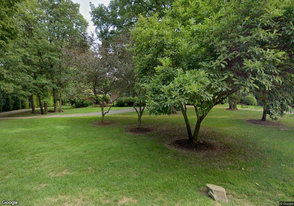 181 Canterbury Rd, Bloomfield Hills, MI 48304 - photo 1